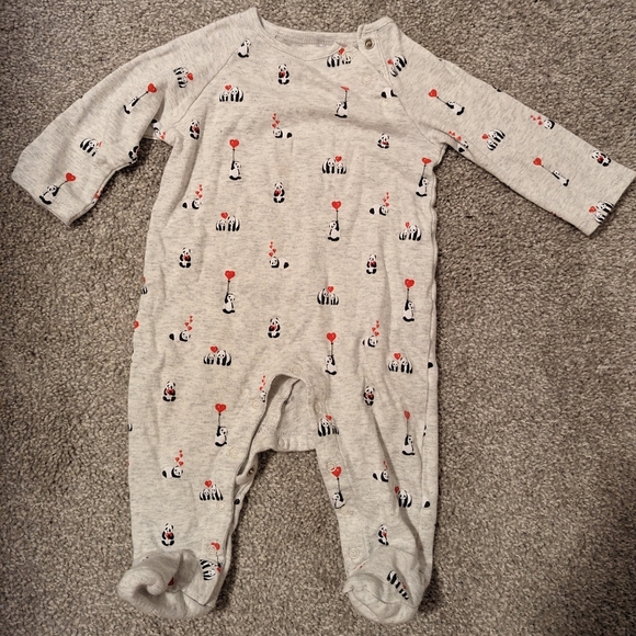 3 For $18 Janie and Jack Panda Heart PJs - Picture 2 of 7